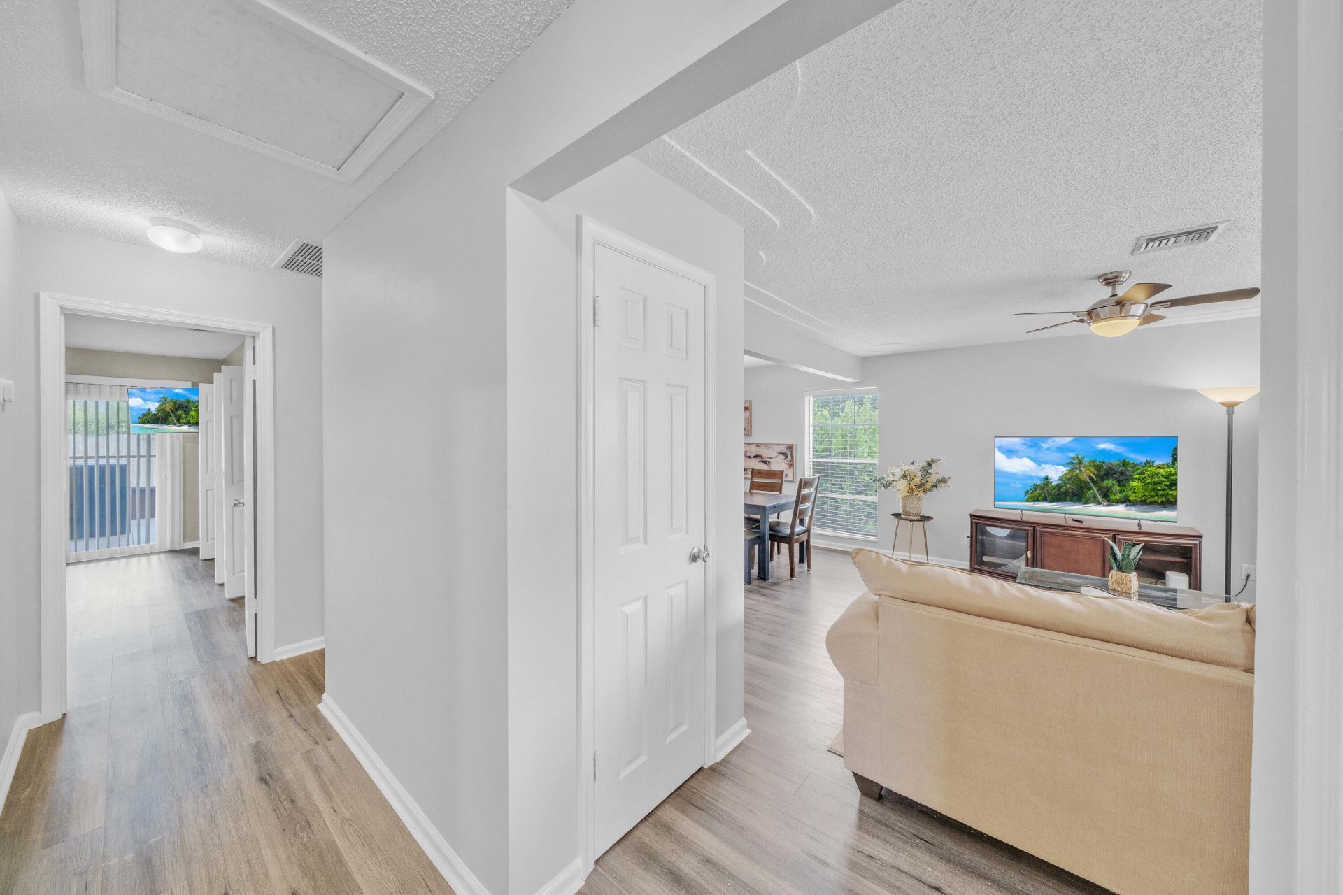 1350 Riverside Circle, Unit 2, Wellington, FL 33414 Photo