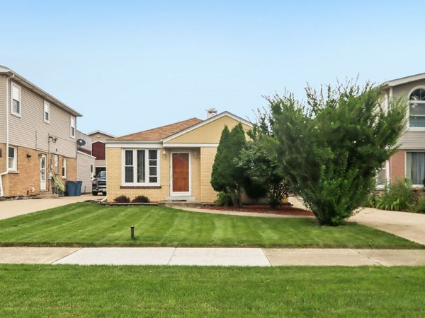 9226 Crescent Drive , Franklin Park, IL 60131