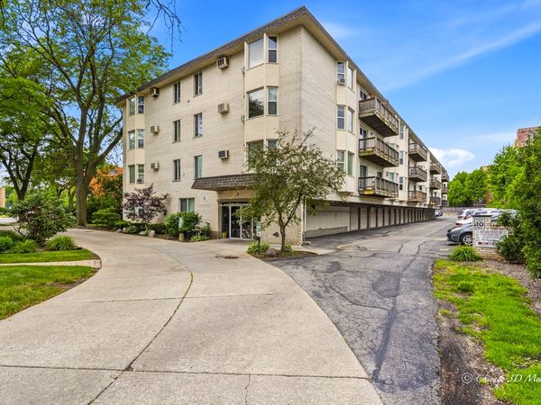 8232 Niles Center Road , Unit 312, Skokie, IL 60077