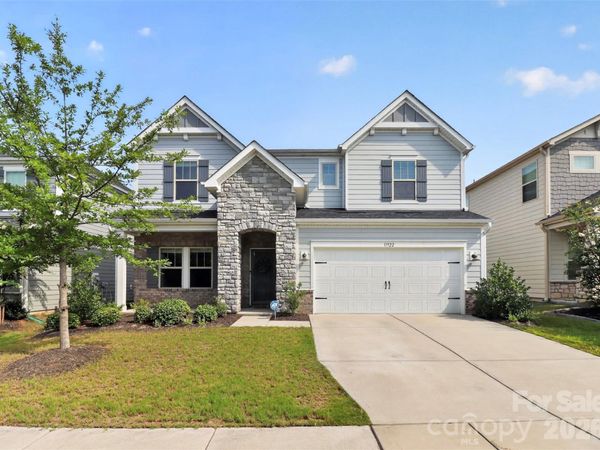 11922 Silverheel Lane , Huntersville, NC 28078