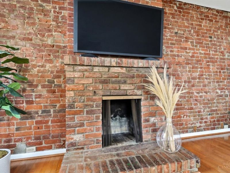 561 Milton Street, Unit D, Cincinnati, OH 45202 Photo 13