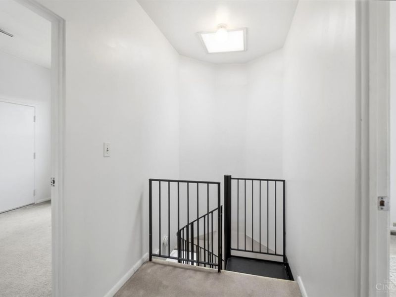 561 Milton Street, Unit D, Cincinnati, OH 45202 Photo 23