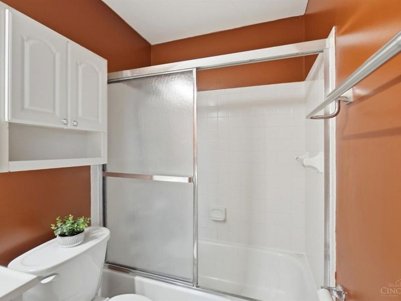 561 Milton Street, Unit D, Cincinnati, OH 45202 Photo 28