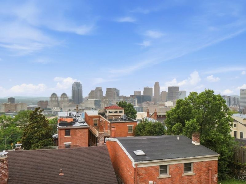 561 Milton Street, Unit D, Cincinnati, OH 45202 Photo 40