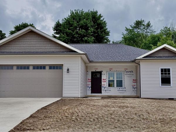 867 Fairway Drive , Howard, OH 43028
