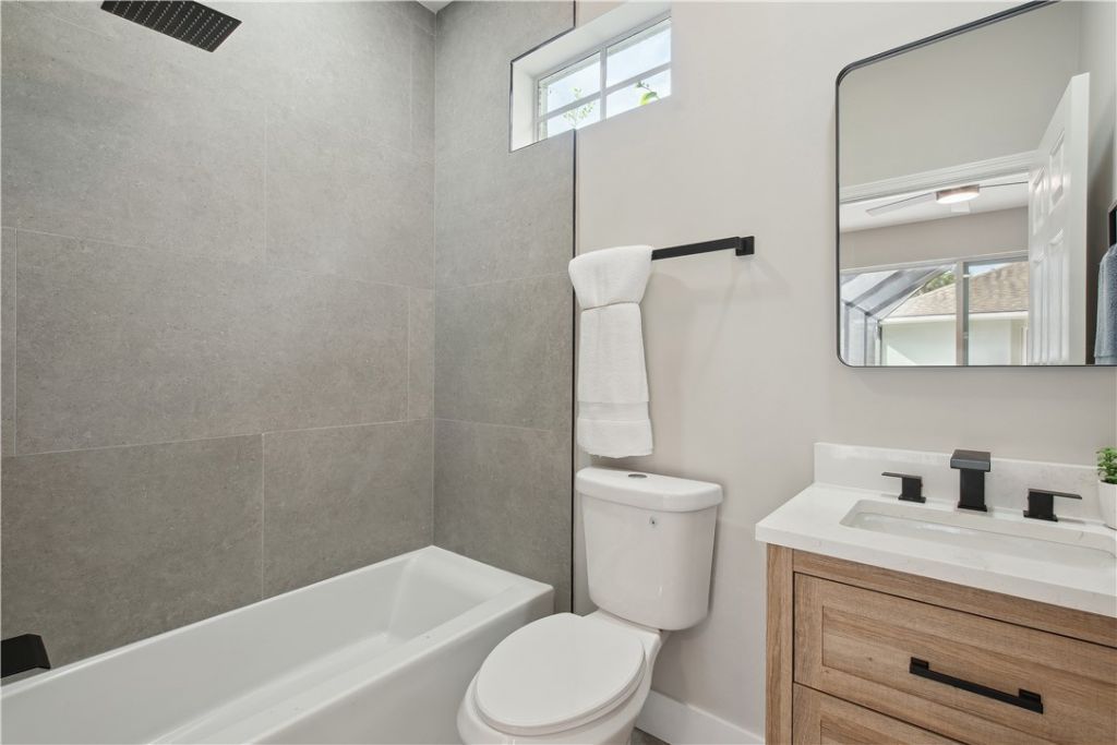 1018 Carolina Circle Sw, Vero Beach, FL 32962 Photo