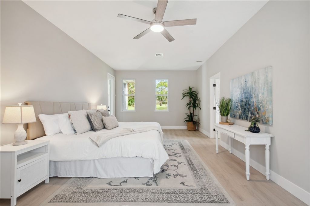 1018 Carolina Circle Sw, Vero Beach, FL 32962 Photo