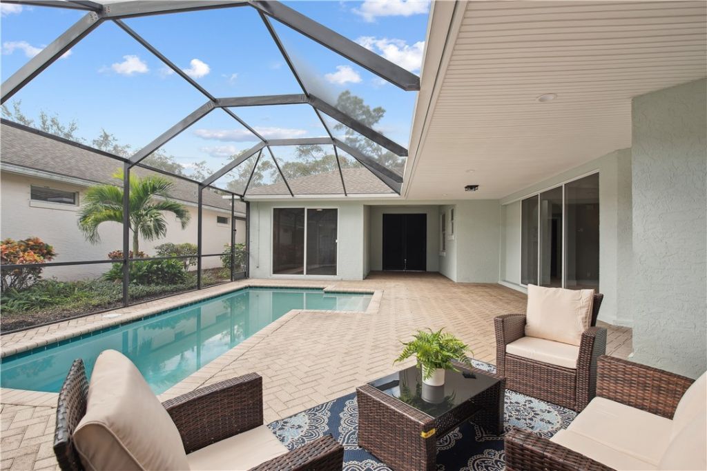 1018 Carolina Circle Sw, Vero Beach, FL 32962 Photo