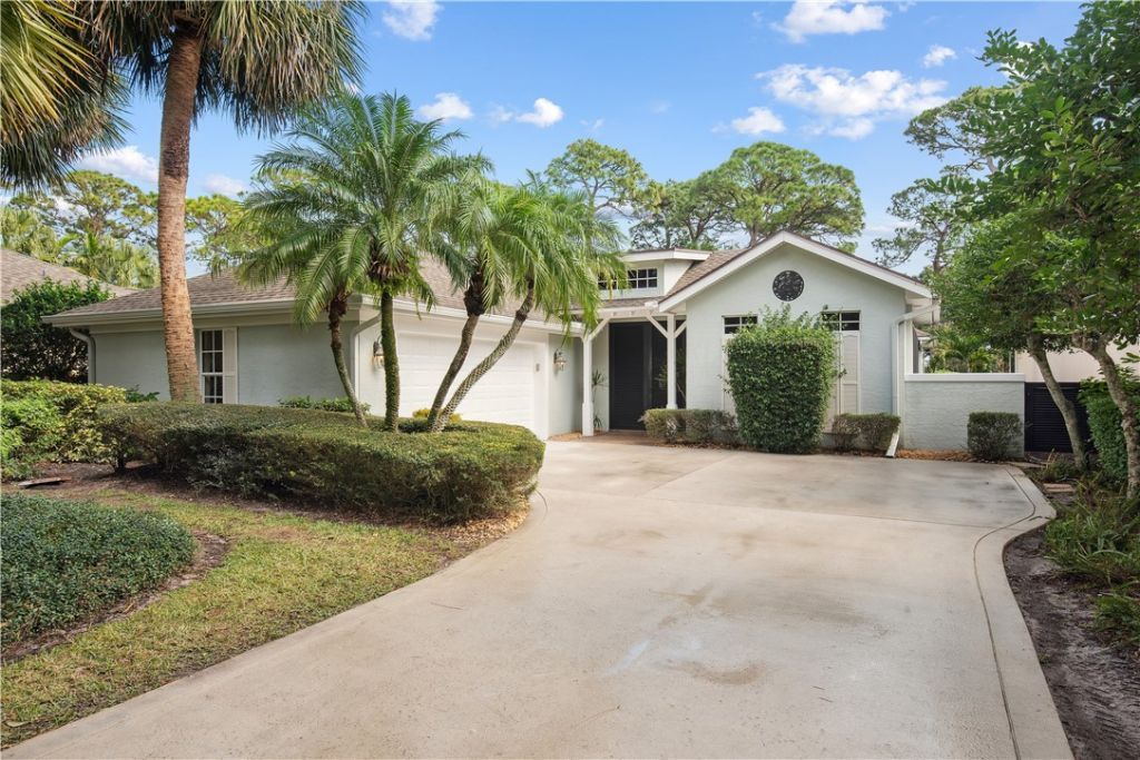 1018 Carolina Circle Sw, Vero Beach, FL 32962 Photo