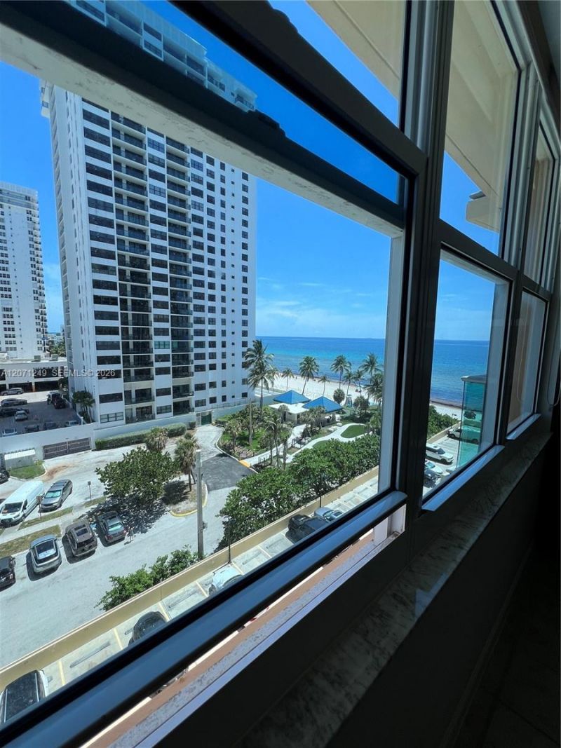 2501 S Ocean Dr , Unit 703, Hollywood, FL 33019 Photo