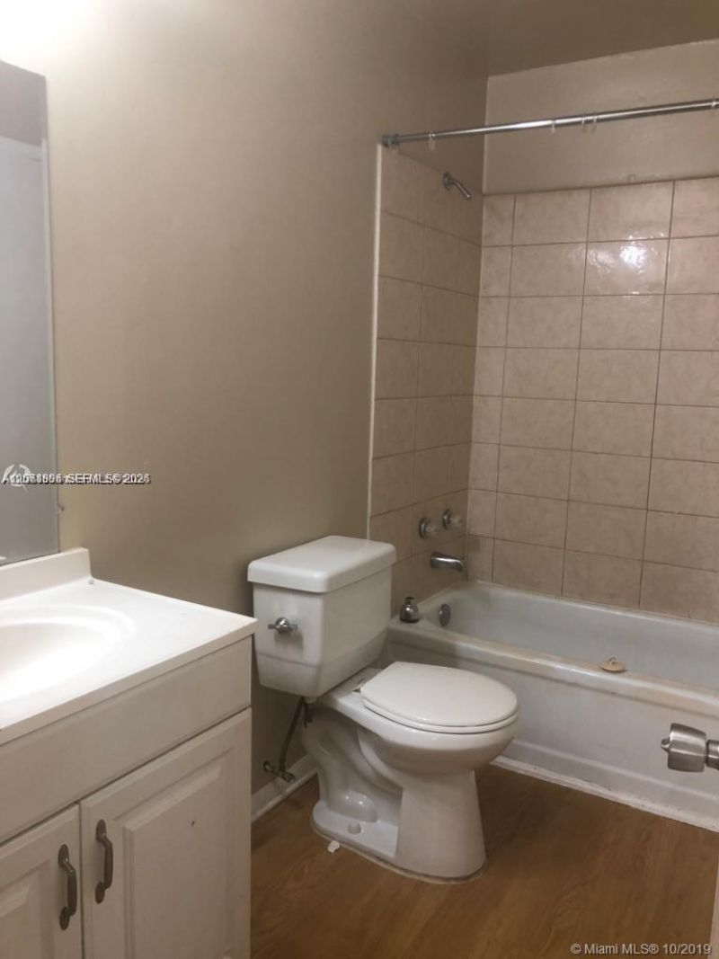 5840 NW 21st St, Unit 42-A, Lauderhill, FL 33313 Photo
