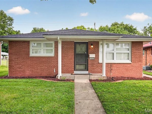 1117 9th Street, Highland, IL 62249