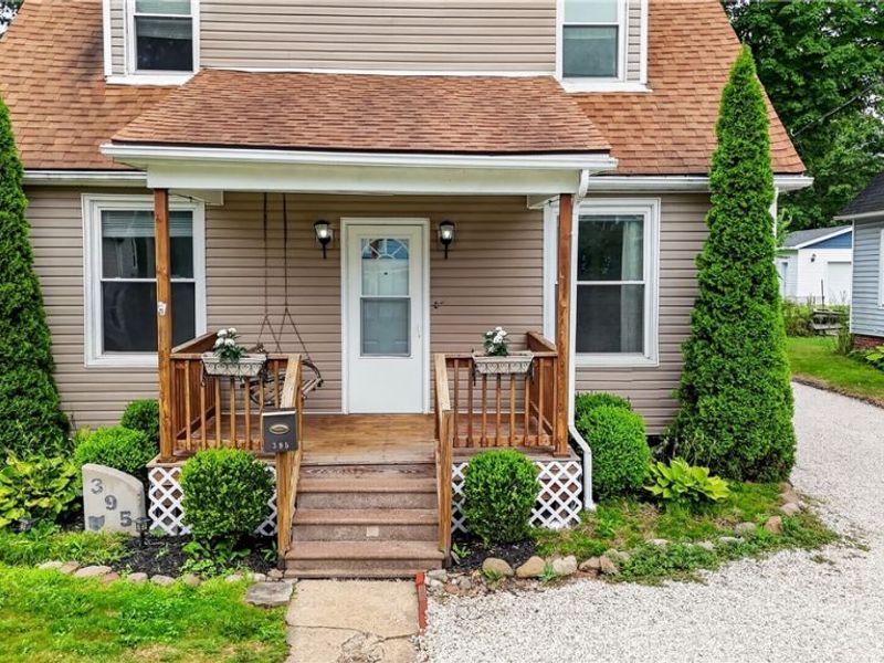 395 High Street, Wadsworth, OH 44281 Photo 2