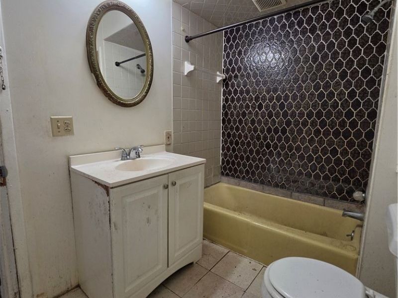 13303 Milan Avenue, East Cleveland, OH 44112 Photo 13