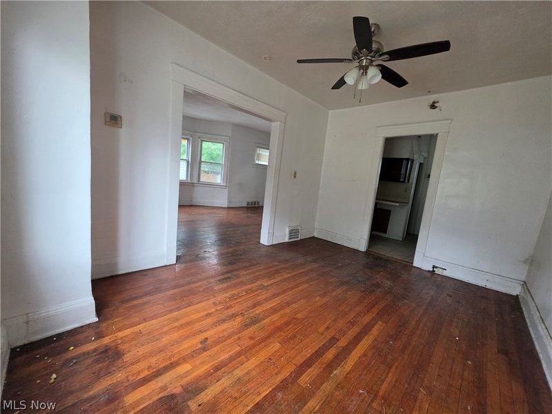 13303 Milan Avenue, East Cleveland, OH 44112 Photo 19