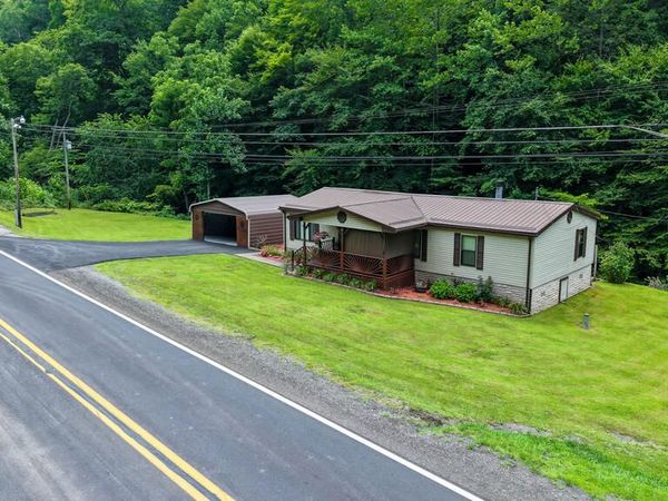 6188 WELCH PINEVILLE ROAD, PINEVILLE, WV 24874
