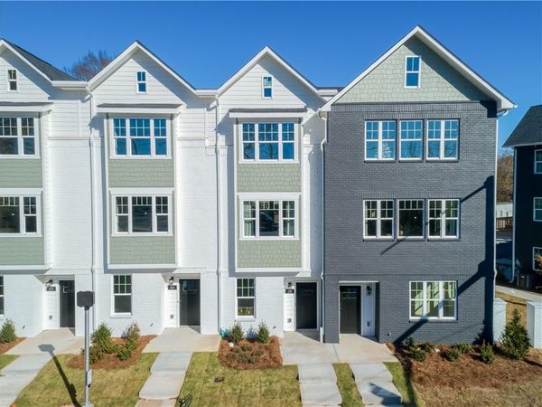 205 Mission Way , Atlanta, GA 30315