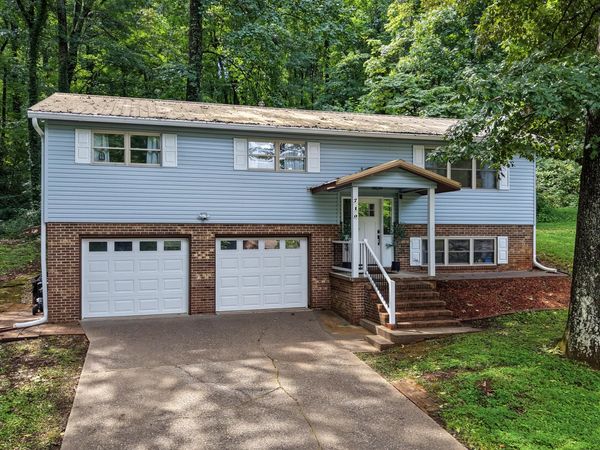 710 Greenwood Drive, Maryville, TN 37803