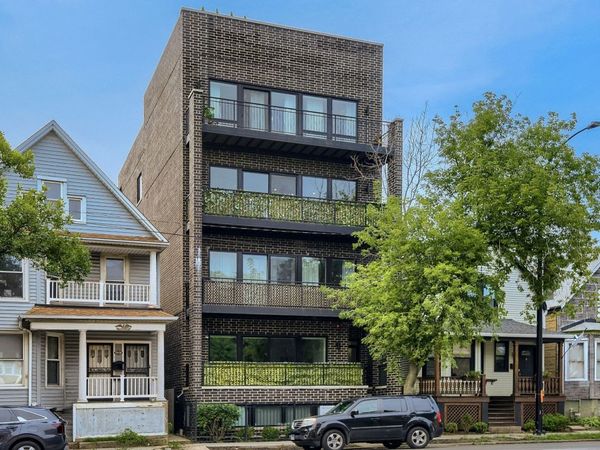 5042 N Western Avenue, Unit 3, Chicago, IL 60625
