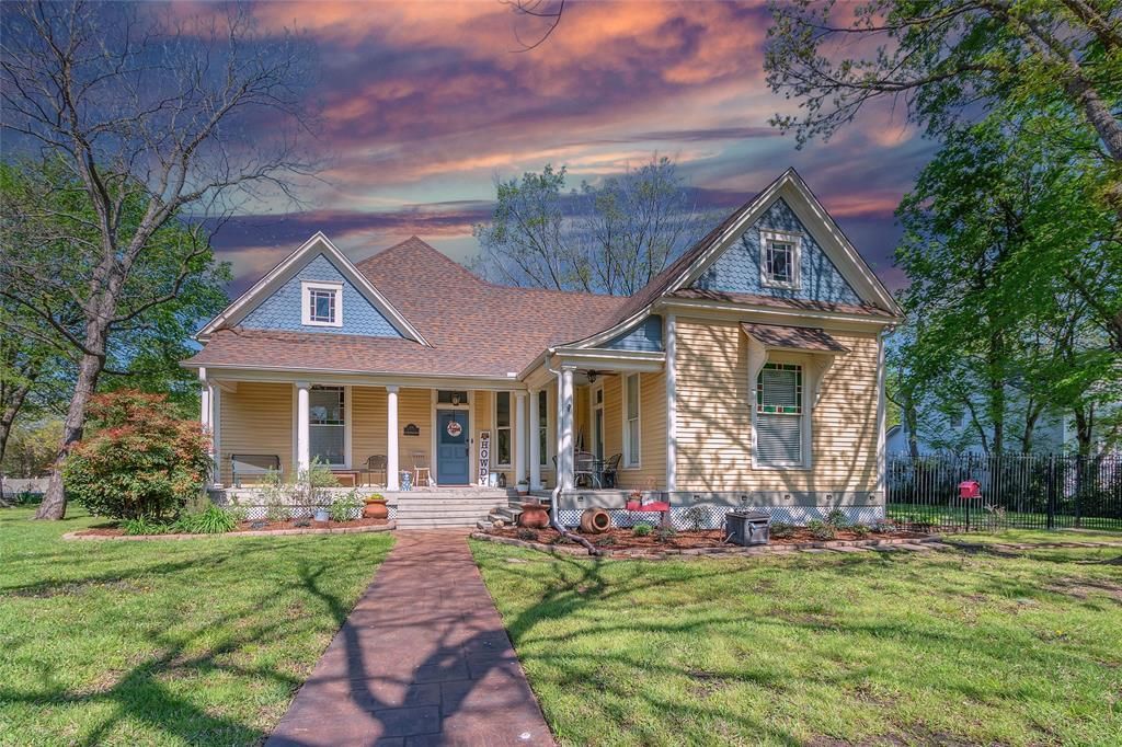 408 S Center Street, Forney, TX 75126 Main Photo