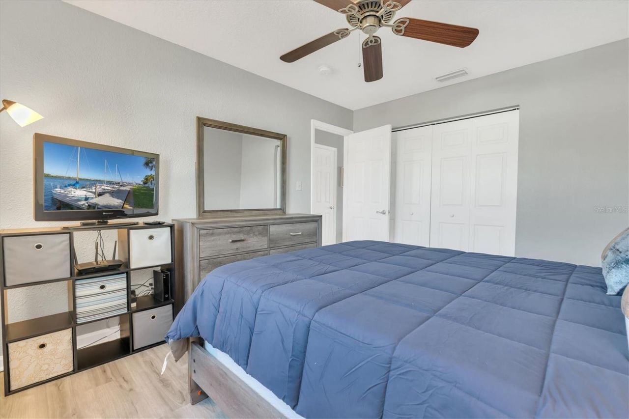 102 Pompano Drive Se, Unit C, Saint Petersburg, FL 33705 Photo
