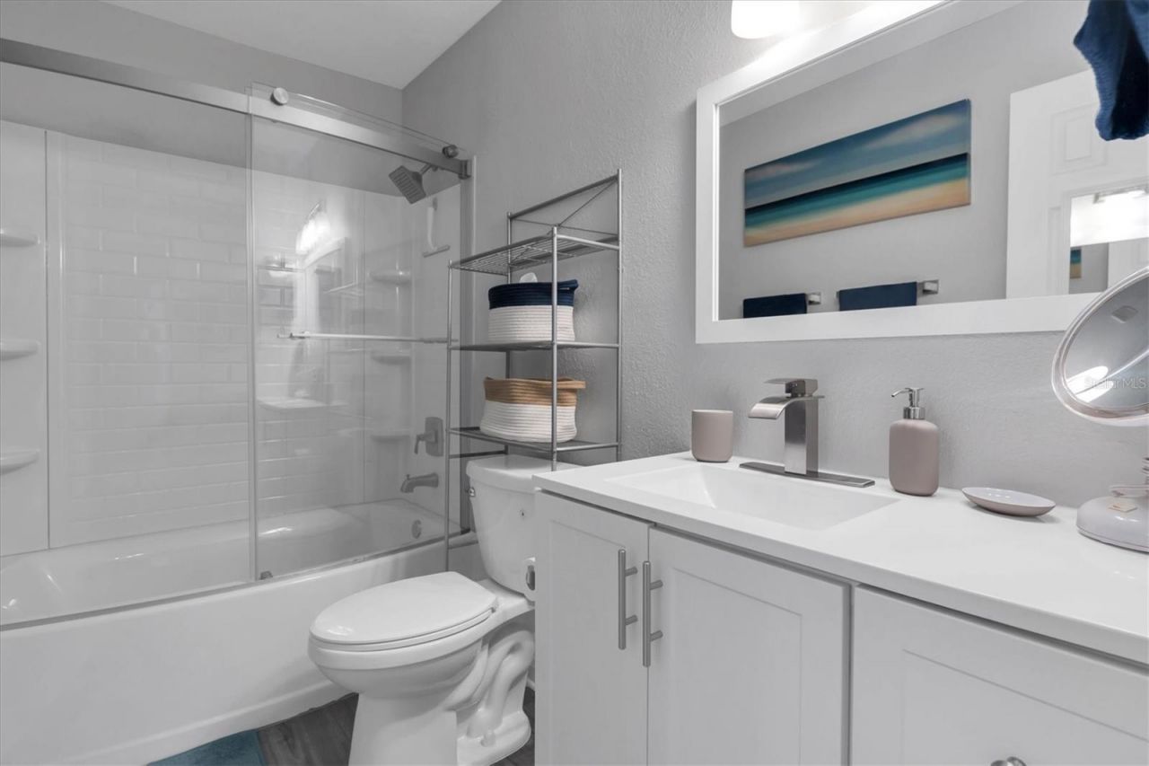 102 Pompano Drive Se, Unit C, Saint Petersburg, FL 33705 Photo