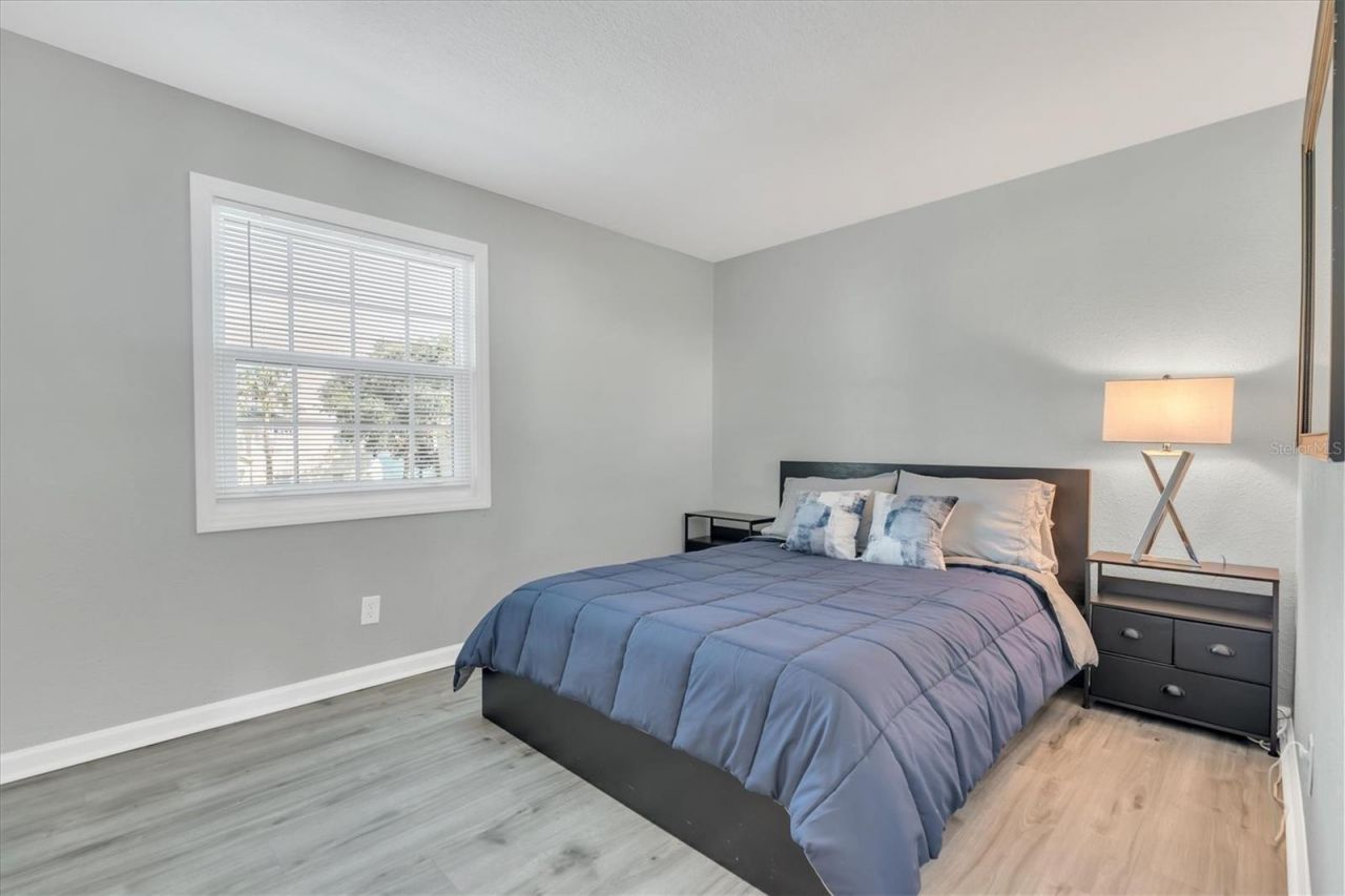 102 Pompano Drive Se, Unit C, Saint Petersburg, FL 33705 Photo