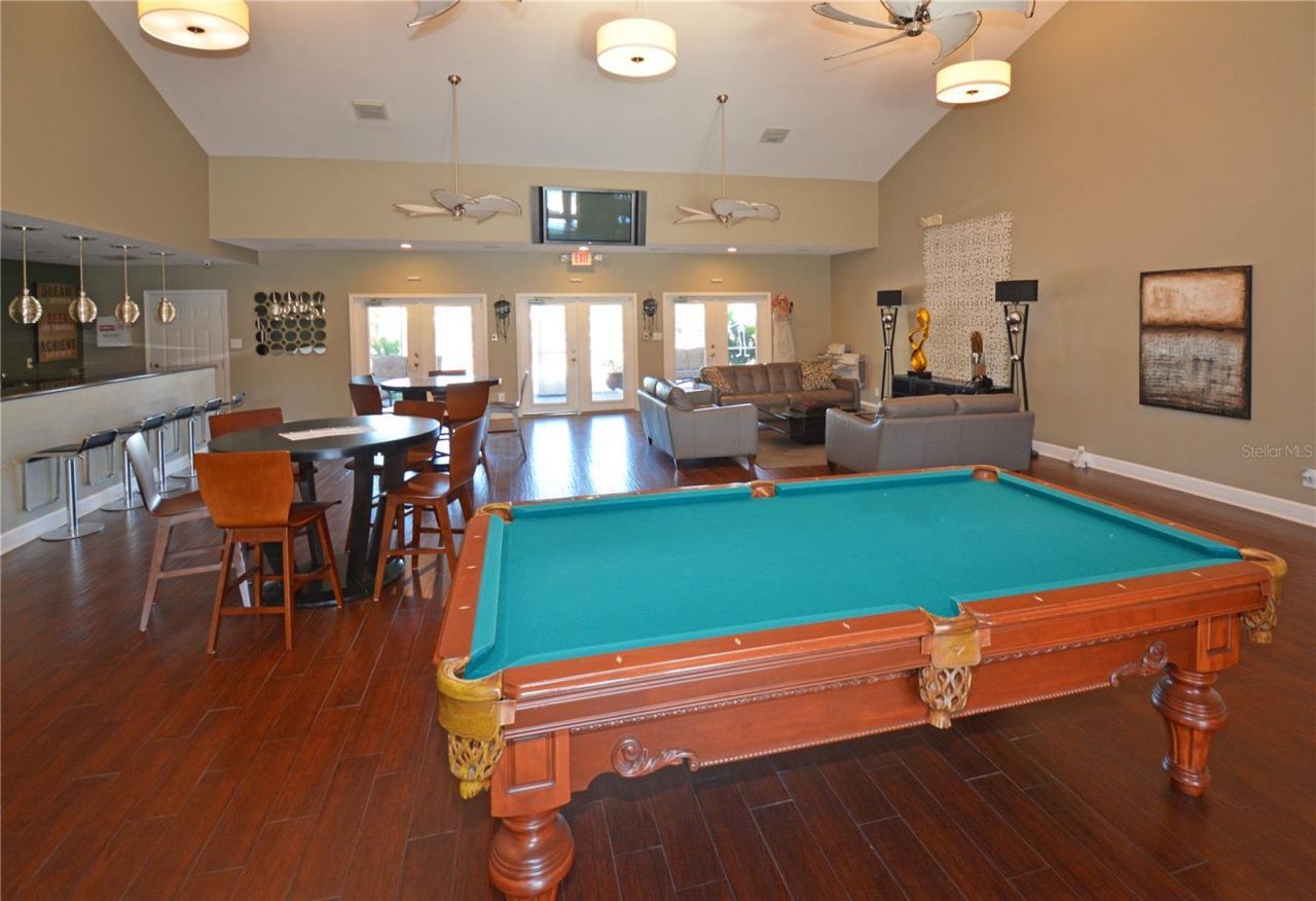102 Pompano Drive Se, Unit C, Saint Petersburg, FL 33705 Photo