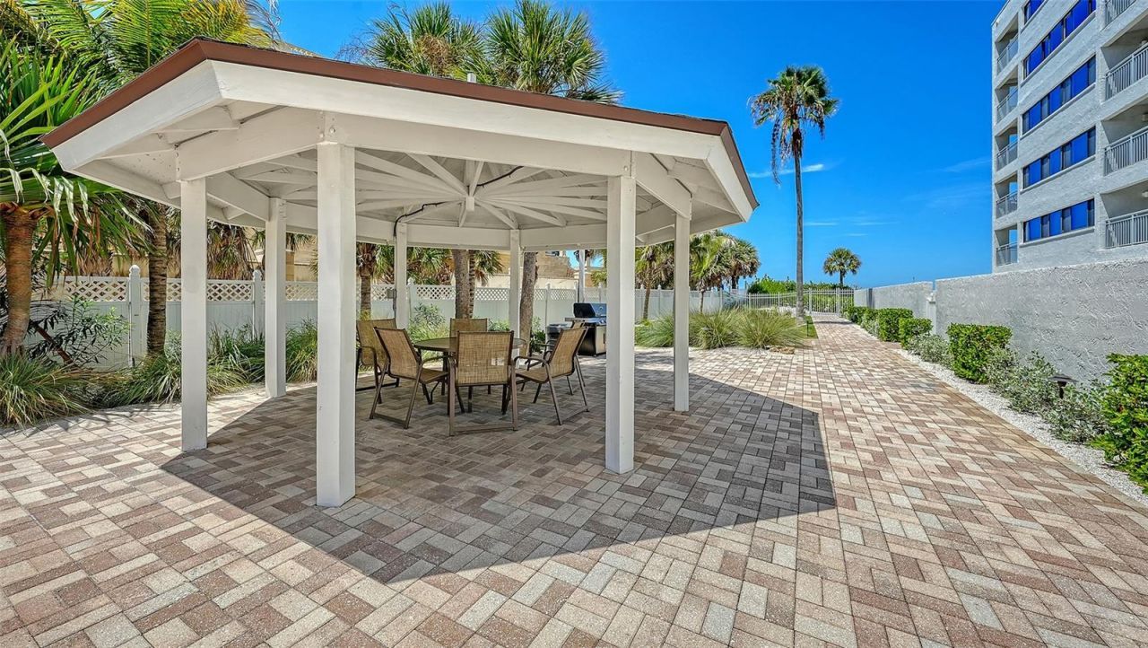 1001 Point Of Rocks Road, Unit 310, Sarasota, FL 34242 Photo