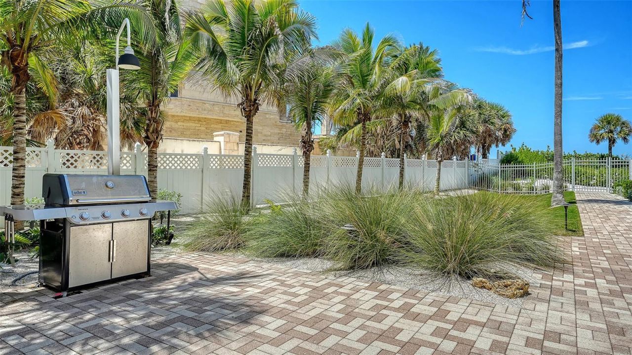 1001 Point Of Rocks Road, Unit 310, Sarasota, FL 34242 Photo
