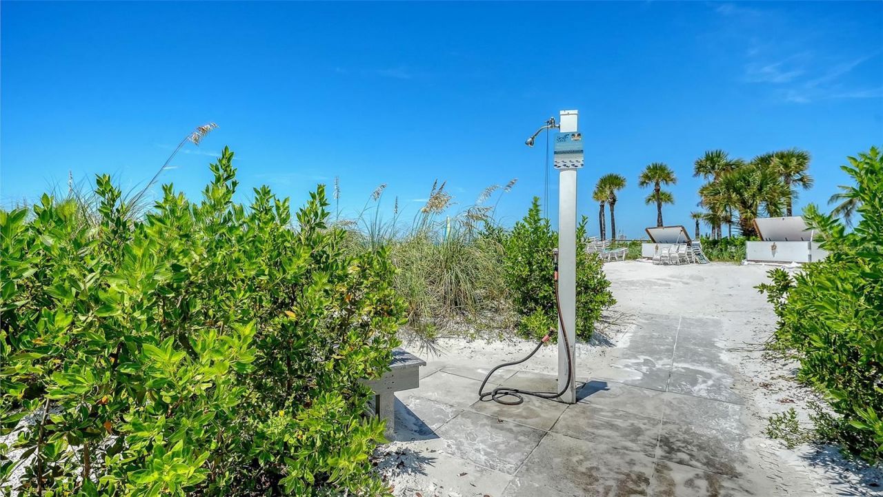 1001 Point Of Rocks Road, Unit 310, Sarasota, FL 34242 Photo