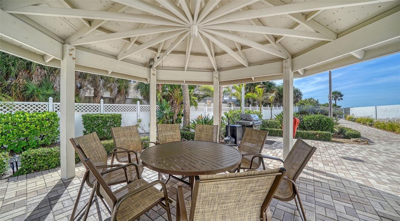 1001 Point Of Rocks Road, Unit 310, Sarasota, FL 34242 Photo