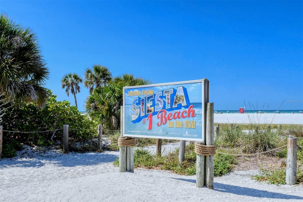 1001 Point Of Rocks Road, Unit 310, Sarasota, FL 34242 Photo