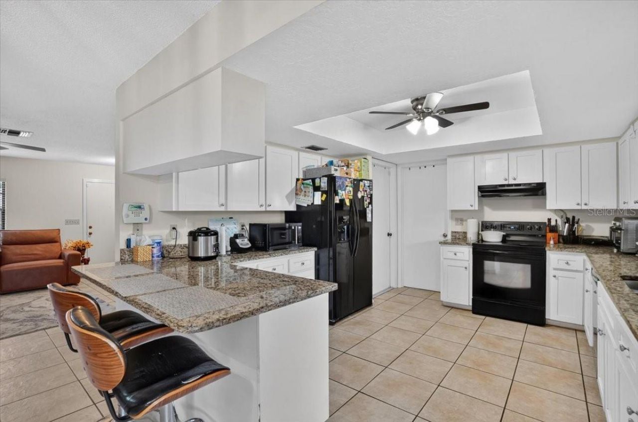 5031 Brandeis Circle S, Sarasota, FL 34243 Photo