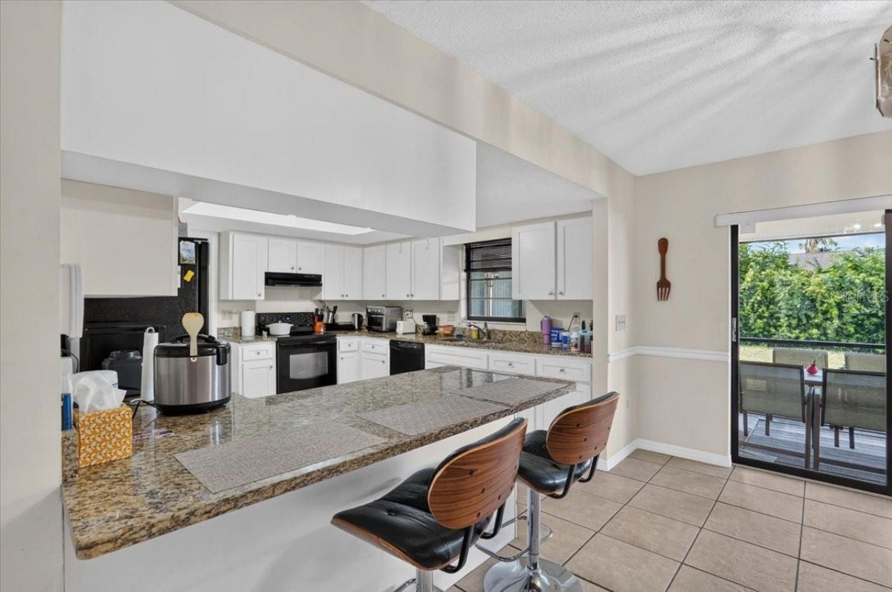 5031 Brandeis Circle S, Sarasota, FL 34243 Photo