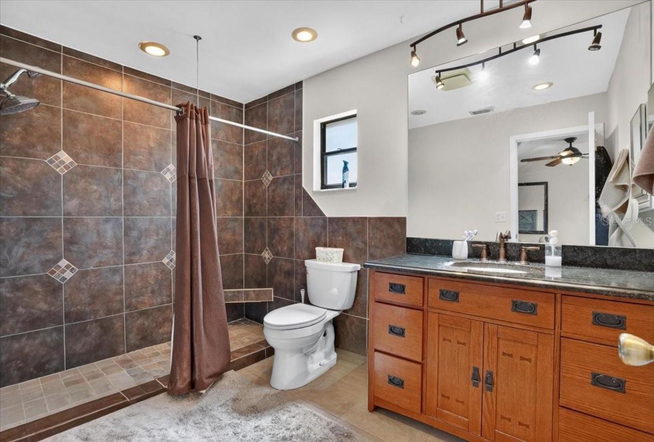 5031 Brandeis Circle S, Sarasota, FL 34243 Photo