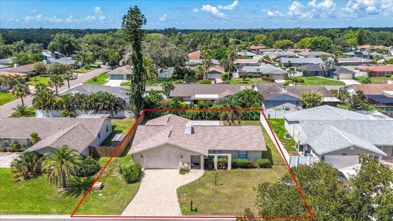 5031 Brandeis Circle S, Sarasota, FL 34243 Photo