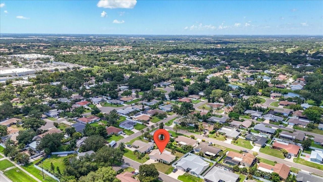 5031 Brandeis Circle S, Sarasota, FL 34243 Photo