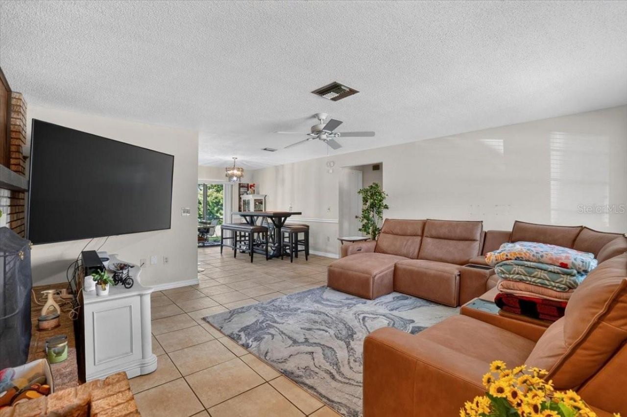 5031 Brandeis Circle S, Sarasota, FL 34243 Photo