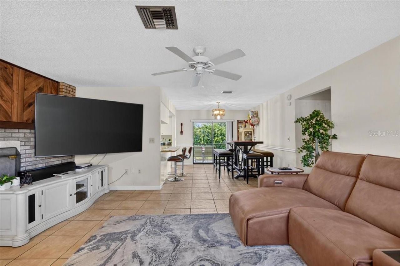 5031 Brandeis Circle S, Sarasota, FL 34243 Photo