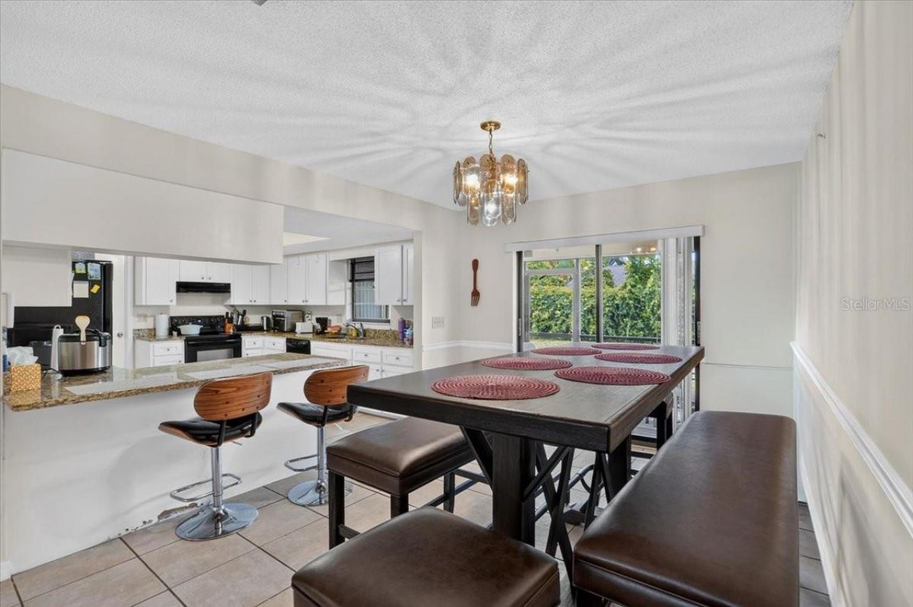 5031 Brandeis Circle S, Sarasota, FL 34243 Photo