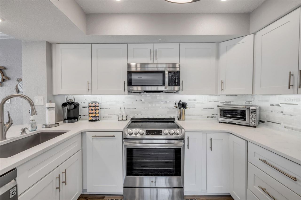 5207 S Atlantic Avenue , Unit 321, New Smyrna Beach, FL 32169 Photo