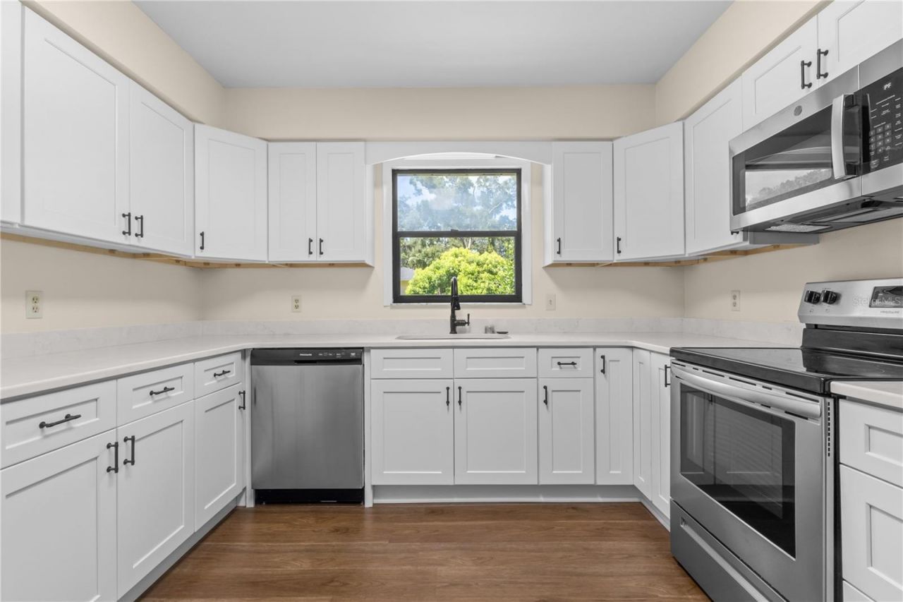 1108 SW 2nd Avenue , Chiefland, FL 32626 Photo