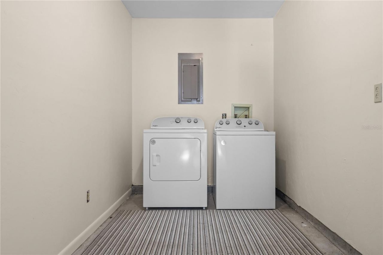 1108 SW 2nd Avenue , Chiefland, FL 32626 Photo