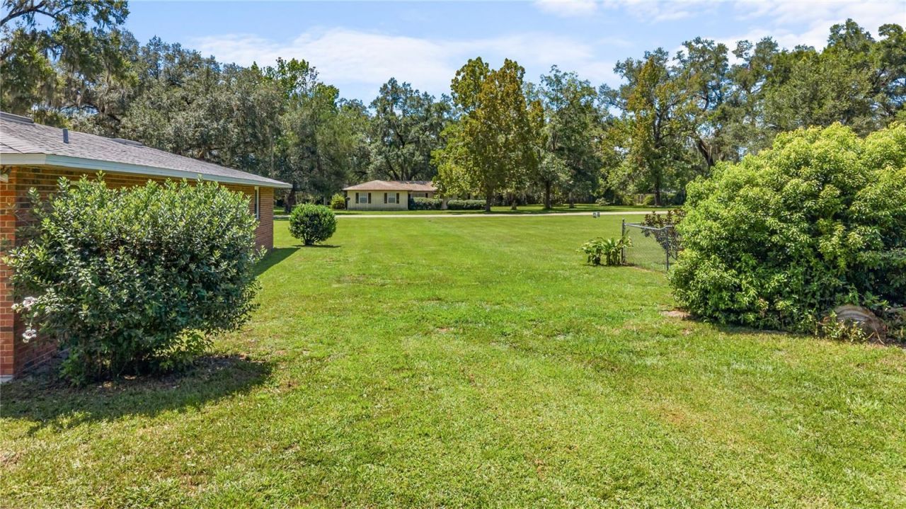 1108 SW 2nd Avenue , Chiefland, FL 32626 Photo