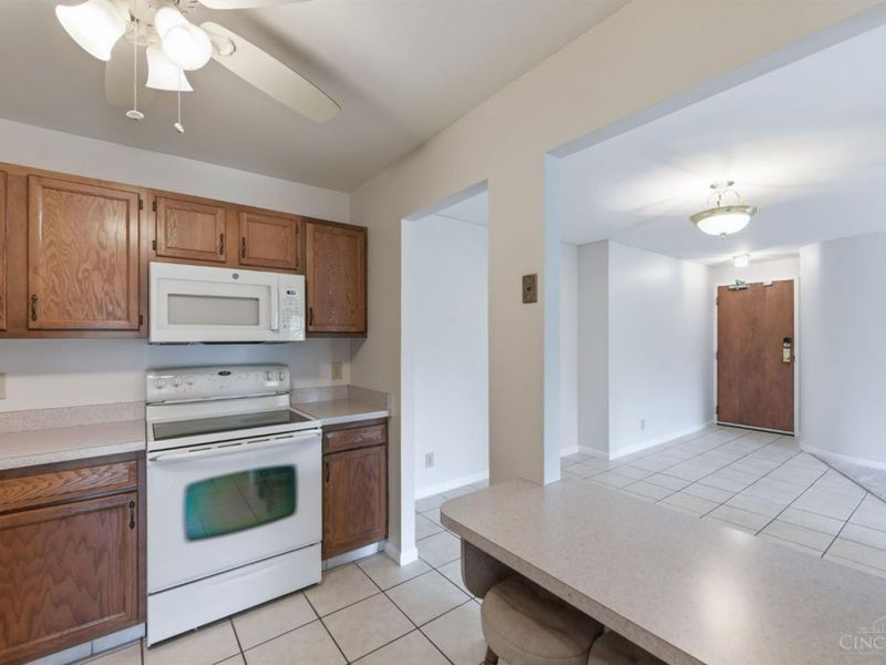 3004 Glenmore Avenue, Unit 311, Cincinnati, OH 45238 Photo 10