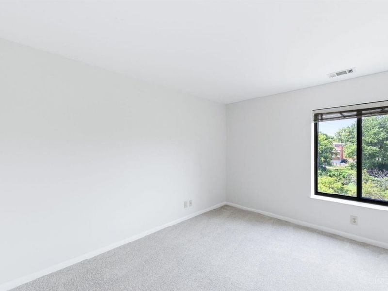3004 Glenmore Avenue, Unit 311, Cincinnati, OH 45238 Photo 15