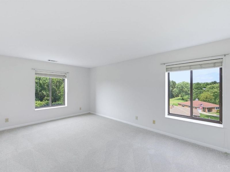 3004 Glenmore Avenue, Unit 311, Cincinnati, OH 45238 Photo 17