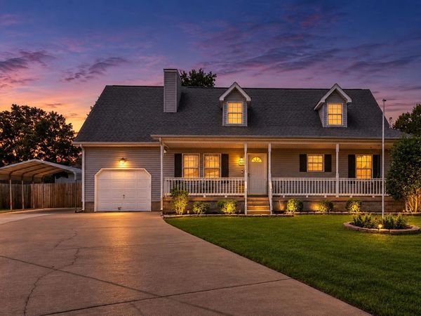 411 Watersedge Ln, La Vergne, TN 37086