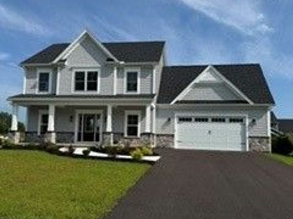 767 N Old Country Road, Rochester, NY 14612